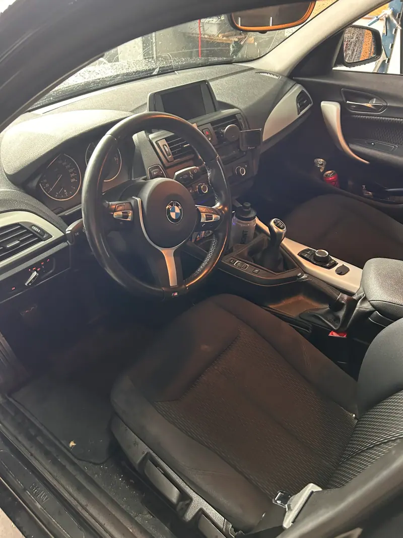 BMW interieur voor reiniging
